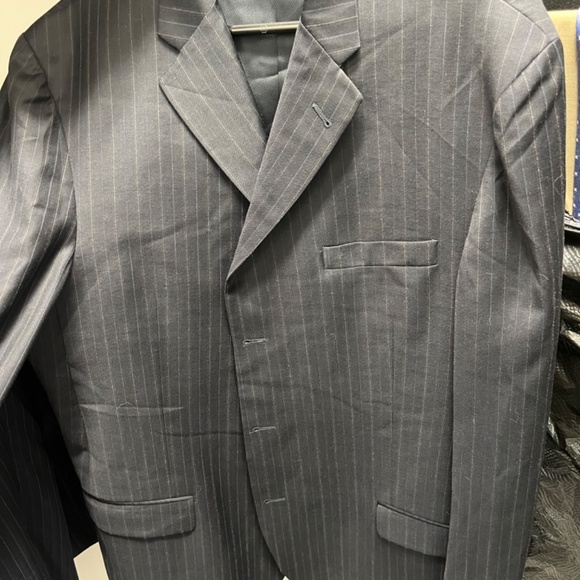Men’s Burberry Suit - Picture 2 of 2